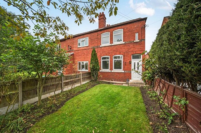 2 Bedroom Cottage For Sale In Kiln Cottage, Cliffe Common, Selby, YO8