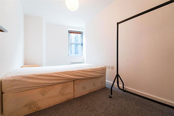 2 Bedroom Apartment To Rent In Montana House City Centre, M1