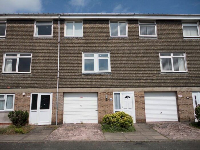 5 Bedroom Property To Rent In Metchley Drive, Harborne, Birmingham B17