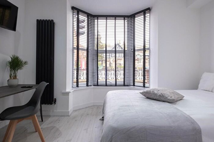 6 Bedroom Semi-Detached House To Rent In Portland Street, Lincoln, LN5