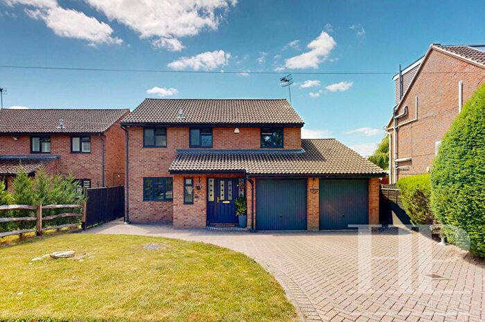 4 Bedroom Detached House To Rent In Park Road, Smallfield, RH6