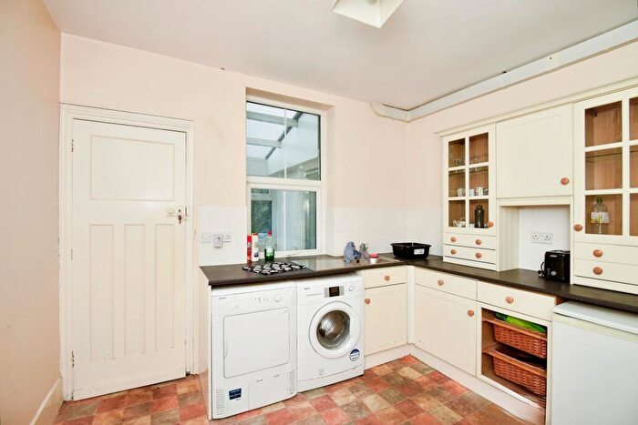 3 Bedroom Terraced House For Sale In Borstal Street, Rochester, Kent, ME1