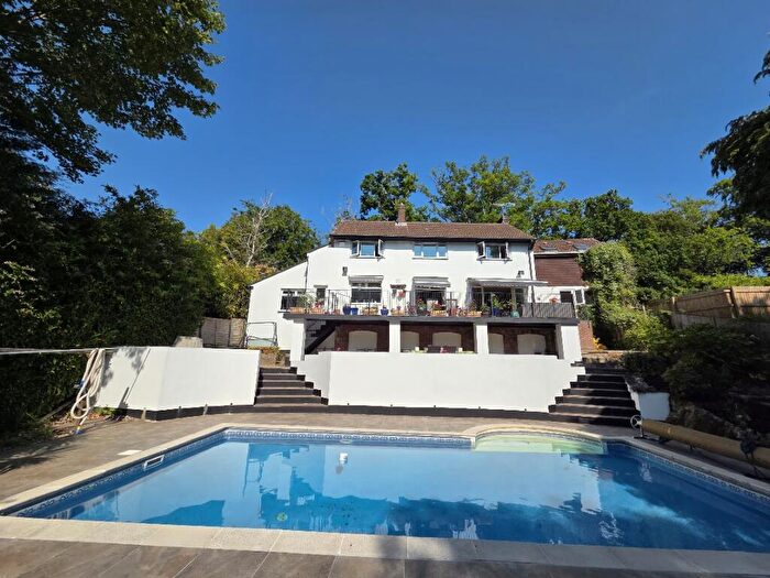 4 Bedroom Detached House For Sale In Chalk Hill, West End, Southampton, SO18