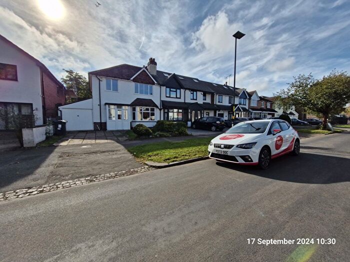 3 Bedroom Terraced House To Rent In Hall Green, Birmingham, West Midlands, B28