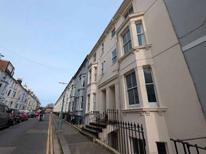 1 Bedroom Flat To Rent In Lansdowne Street, Hove, BN3
