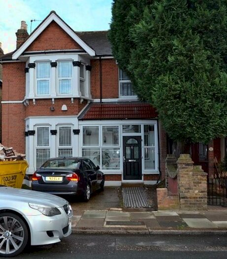 4 Bedroom Semi-Detached House To Rent In Felbrigge Road, Ilford, IG3