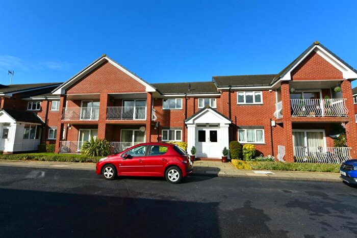 2 Bedroom Apartment To Rent In Saxon Road, Saxenholme, PR8