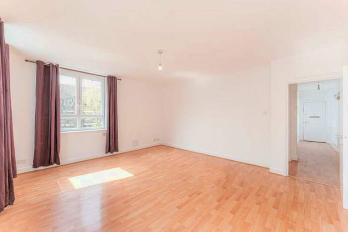 2 Bedroom Apartment To Rent In Woodfield House, Hackney, E5