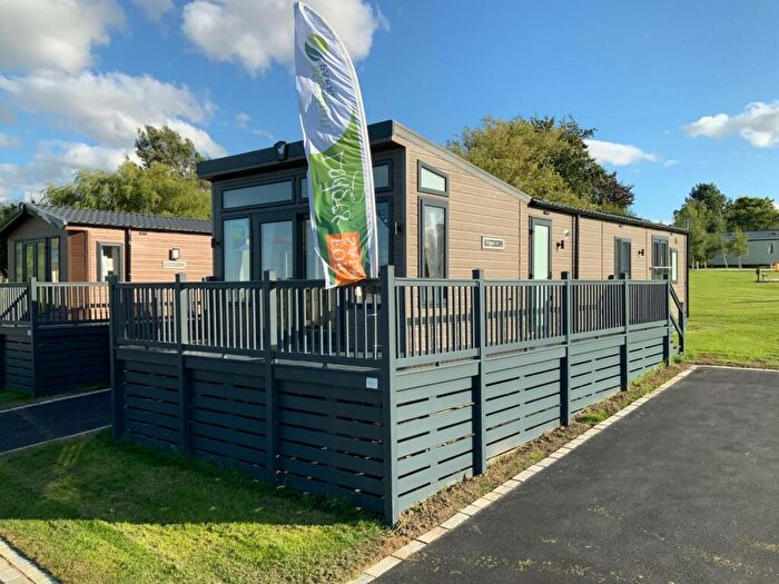 2 Bedroom Lodge For Sale In Caldwell, Richmond, DL11