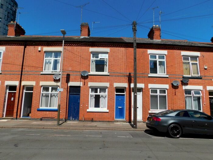 4 Bedroom Terraced House To Rent In Windermere Street, Leicester, LE2