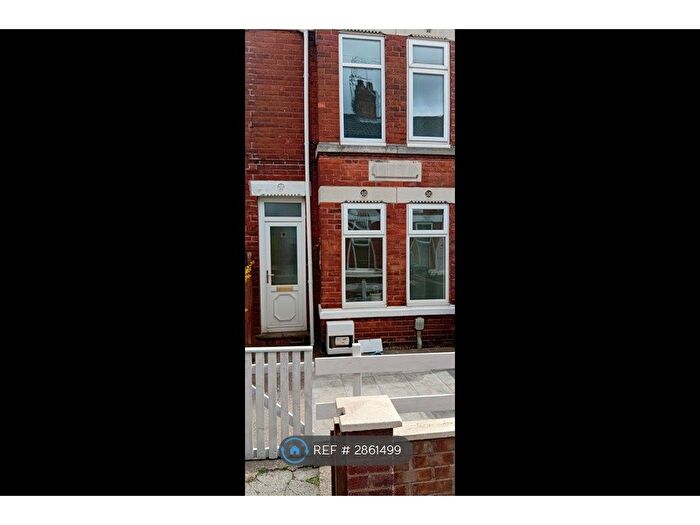 2 Bedroom Terraced House To Rent In Winslade Crescent, Hull, HU5