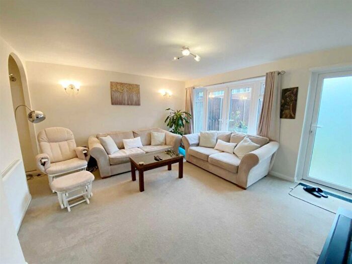 3 Bedroom Terraced House To Rent In Bittacy Road, Mill Hill, NW7