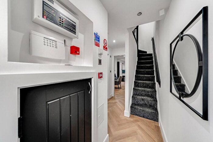 6 Bedroom Terraced House To Rent In Leopold Road, Liverpool, Merseyside, L7