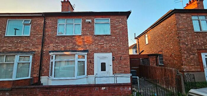 3 Bedroom Semi-Detached House To Rent In Kedleston Road, Leicester, LE5