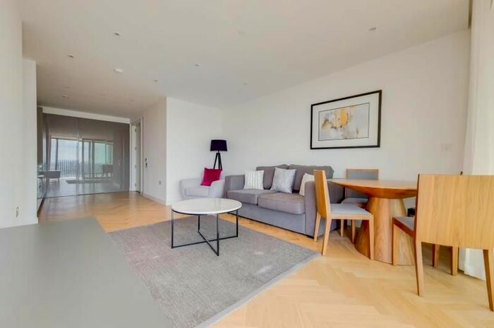 1 Bedroom Flat To Rent In Two Fifty One, Southwark Bridge, SE1