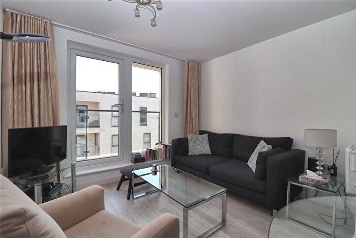 1 Bedroom Apartment To Rent In Woking, Surrey, GU22