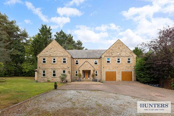5 Bedroom Detached House For Sale In Esholt Avenue, Guiseley, Leeds, LS20