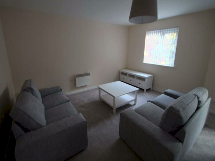 3 Bedroom House To Rent In Abbots Mews, Leeds, LS4