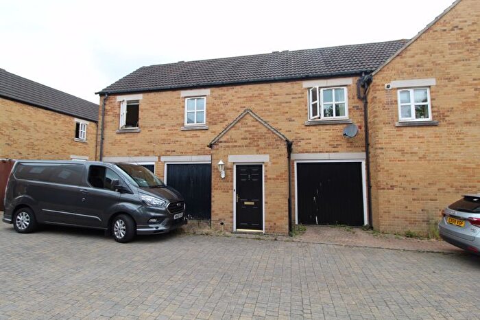 2 Bedroom Property To Rent In Manor Place, Bristol, BS34