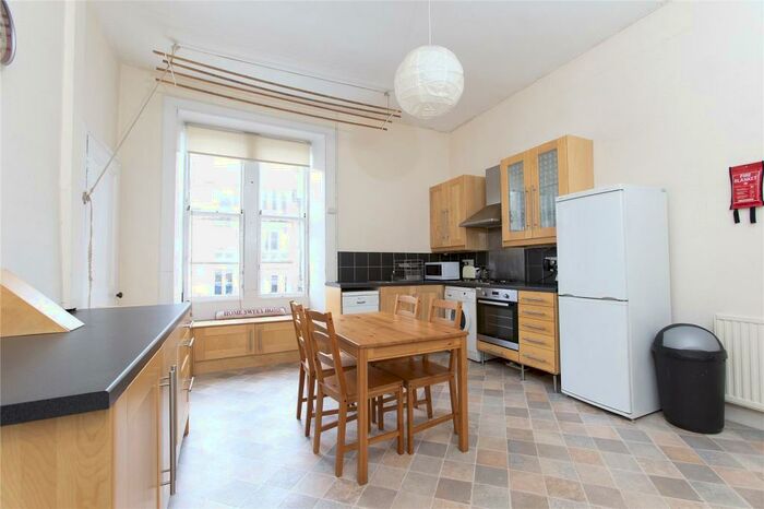 3 Bedroom Apartment To Rent In Marchmont Road, Edinburgh, EH9