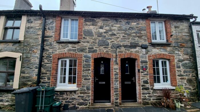 1 Bedroom Terraced House To Rent In Gethin Square, Penmachno, Betws-Y-Coed, LL24