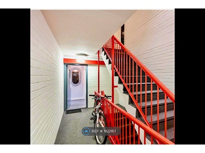 2 Bedroom Flat To Rent In Braehead Road, Cumbernauld, Glasgow, G67