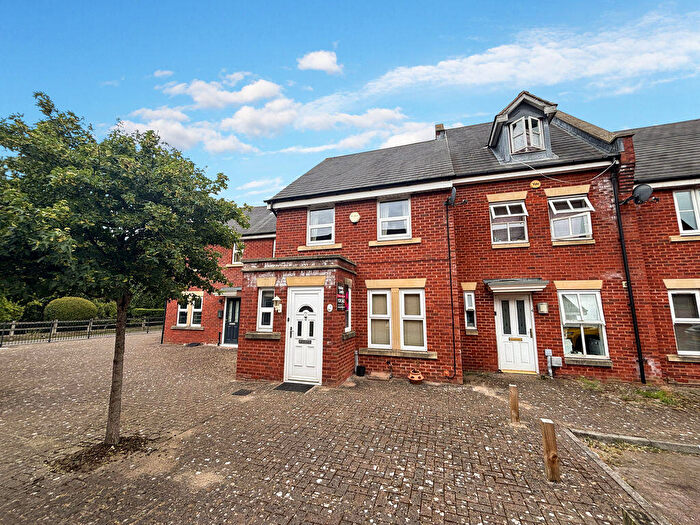 3 Bedroom End Of Terrace House For Sale In The Inclosures, Weston Village - No Chain, BS24