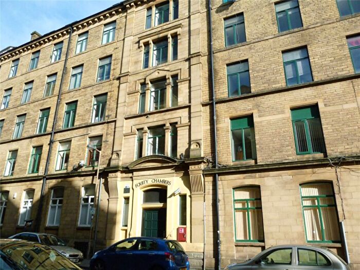 2 Bedroom Apartment To Rent In Equity Chambers, Piccadilly, Bradford, West Yorkshire, BD1