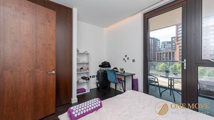 2 Bedroom Flat To Rent In The Residence, Nine Elms, SW11