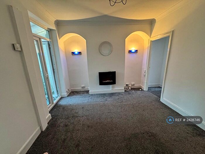 1 Bedroom Flat To Rent In Croydon, Croydon, CR0