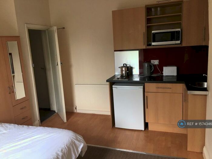 Studio To Rent In Holyhead Road, Coventry, CV1