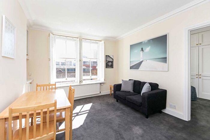 2 Bedroom Flat To Rent In Chapter Chambers, London, SW1P