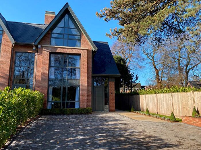 4 Bedroom Semi Detached House For Sale In Orchard Villas, Alderley Road, Wilmslow, SK9