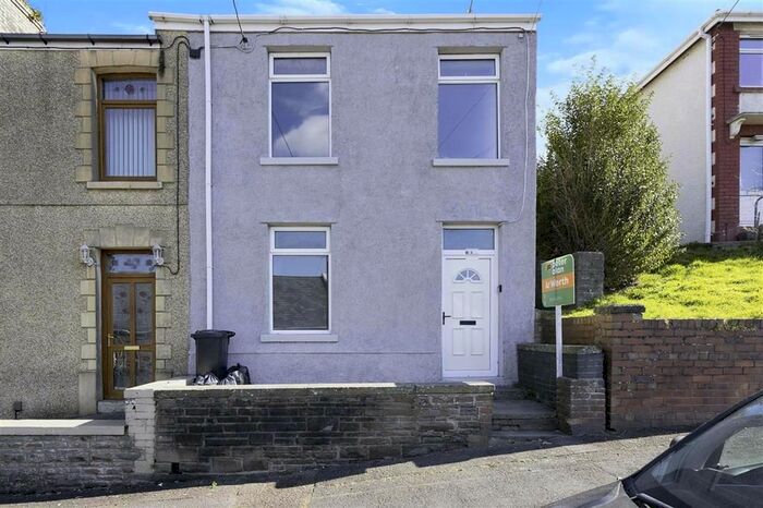 4 Bedroom Property To Rent In Giants Grave Road, Briton Ferry, Neath, SA11