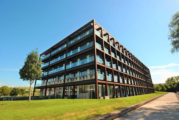 1 Bedroom Flat To Rent In Lake Shore Drive, Bristol, BS13