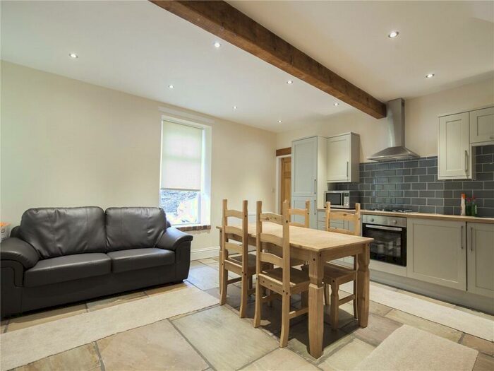 1 Bedroom Semi-Detached House To Rent In Highfields, Huddersfield, HD1