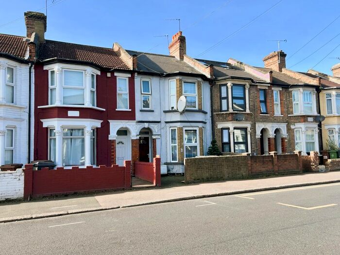4 Bedroom Terraced House To Rent In Fulbourne Road, London, E17