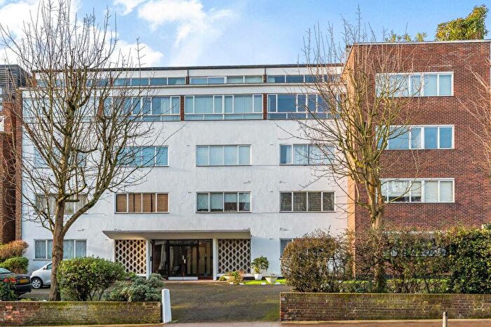 1 Bedroom Apartment For Sale In Haverstock Hill, London, NW3