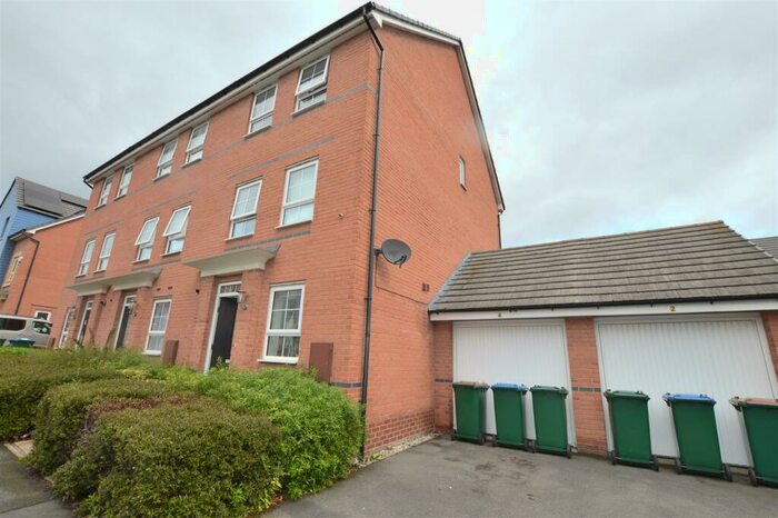 4 Bedroom End Of Terrace House To Rent In Canal View City Wharf Coventry, CV1