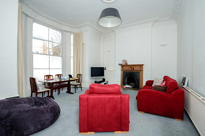 2 Bedroom Flat To Rent In Pemberton Gardens, N19