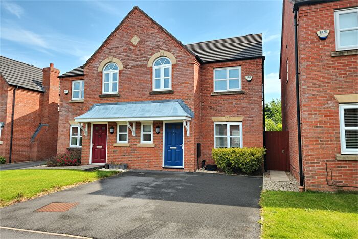 3 Bedroom Semi-Detached House For Sale In Rennie Drive, Warrington, WA4