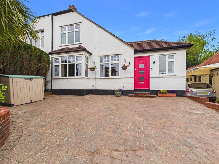 4 Bedroom Semi-Detached House For Sale In Ridgemount Avenue, Coulsdon, CR5