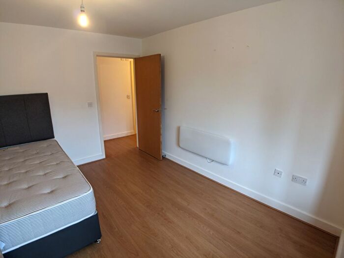 3 Bedroom Flat To Rent In Bed – Mitford Road, Withington, M14