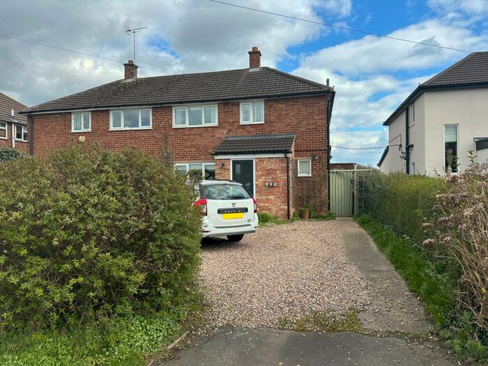 3 Bedroom Semi-Detached House For Sale In Barton Gate, Barton Under Needwood, Burton-on-Trent, DE13