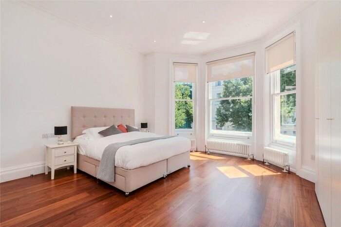 2 Bedroom Flat To Rent In Holland Park, Kensington, London, W11