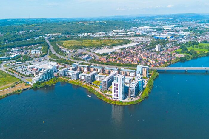 2 Bedroom Apartment To Rent In Breakwater House, Ferry Court (*), Cardiff, South Glamorgan, CF11