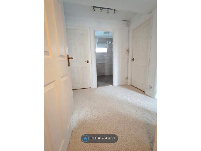 2 Bedroom Maisonette To Rent In Wilby Close, Corby, NN17