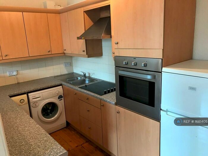 1 Bedroom Flat To Rent In Lincoln House, Rugby, CV22