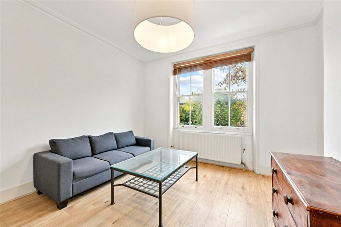 2 Bedroom Flat To Rent In Amelia Street, London, SE17