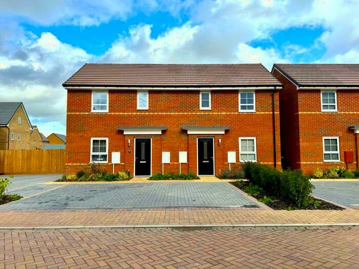 2 Bedroom Semi-Detached House To Rent In Lyme Grove, Brooklands, MK10